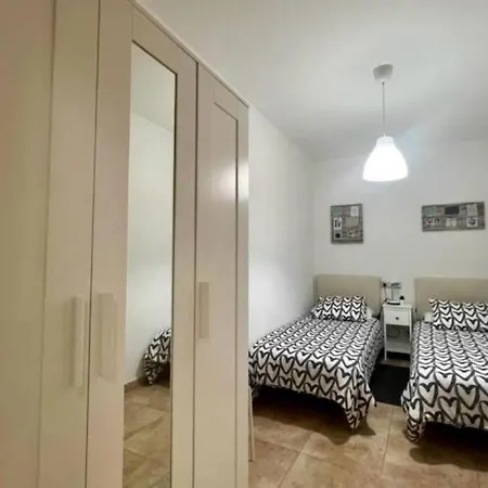 Oespede Sisarga Chica De Bergantinos-costa Da Morte *